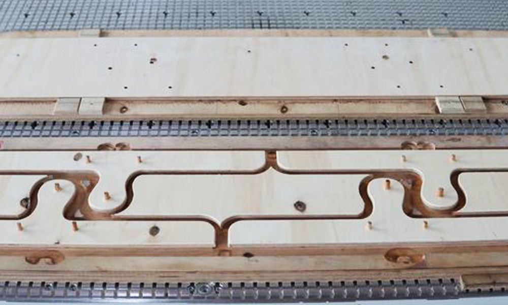 CNC Maschine CWWN für Industriekunden